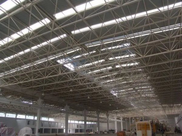 泰州网架工程施工中需要注意哪些事项？